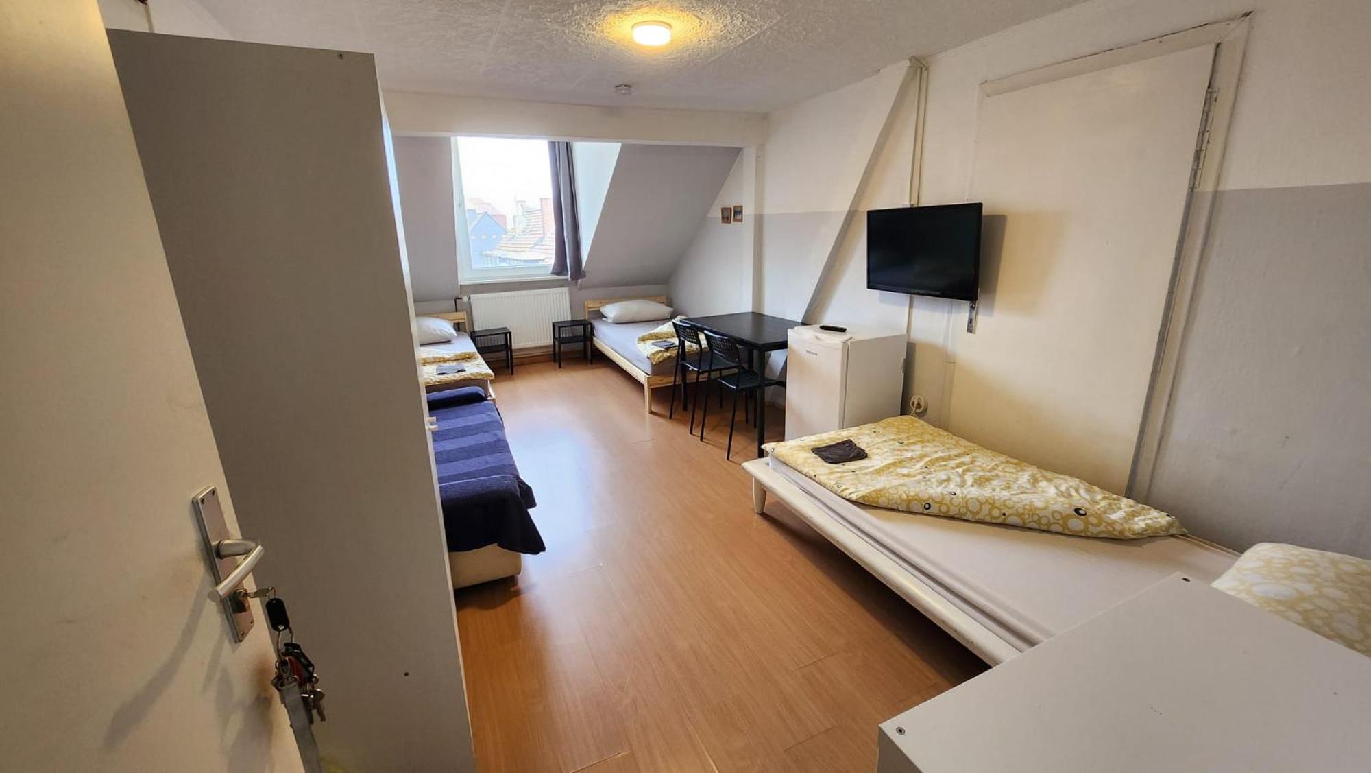 Moderne Studio Apartments Und 120Qm Wohnungen In Oberhausen, Ideal Fuer Geschaeftsreisende Und Monteure Oberhausen  Buitenkant foto