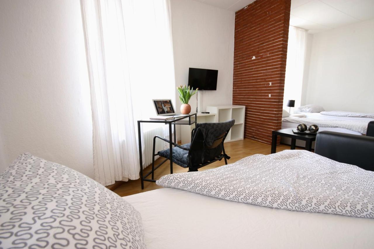 Moderne Studio Apartments Und 120Qm Wohnungen In Oberhausen, Ideal Fuer Geschaeftsreisende Und Monteure Oberhausen  Buitenkant foto